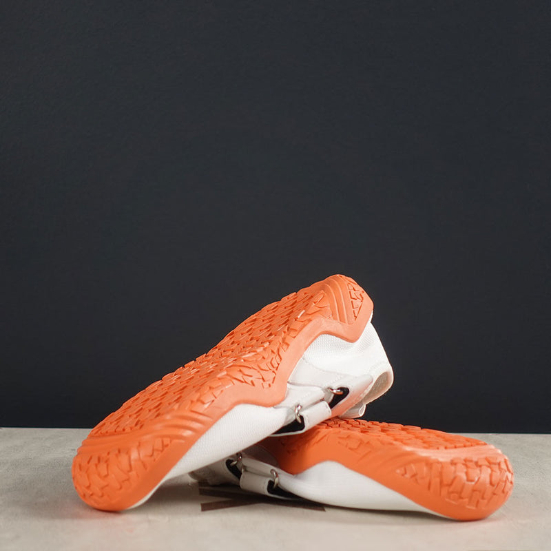 Load image into Gallery viewer, LS Grip Kicks – Kettlebell Training Shoes by Lebe Stark
