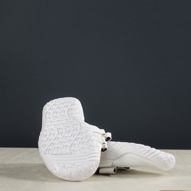 Load image into Gallery viewer, LS Grip Kicks – Kettlebell Training Shoes by Lebe Stark
